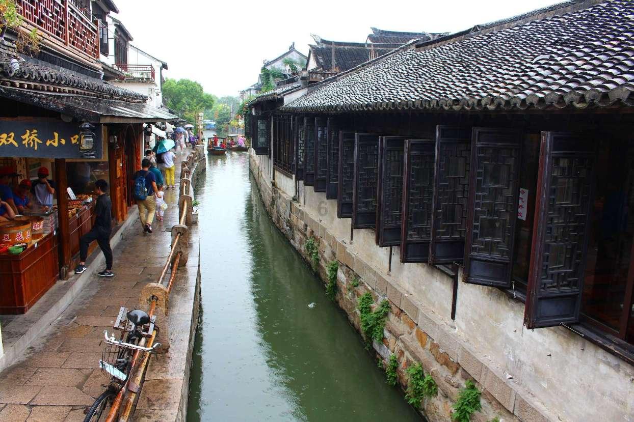 黄色小人推箱子